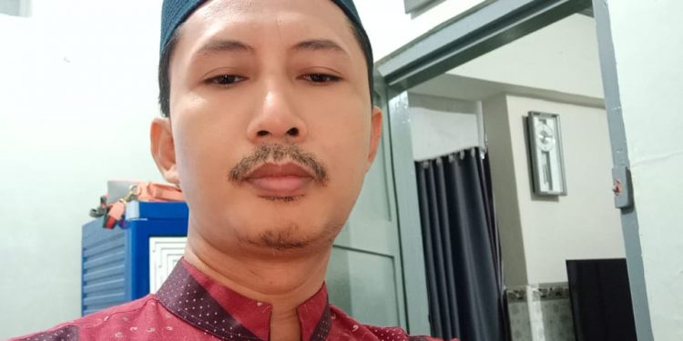 BELANJAKANLAH HARTA BENDAMU DIJALAN ALLAH SALAH SATUNYA DENGAN BERZAKAT