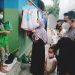 Yopi Dan Keluarga Beri Bantuan Sembako Lima Warga Terdampak Covid-19