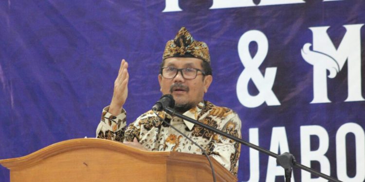 Bupati Cirebon Minta Mahasiswa Asal Cirebon Ikut Bangun dan Majukan Daerah