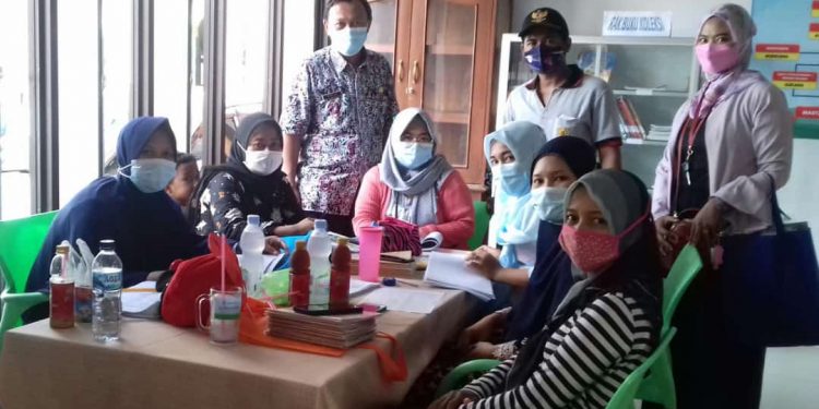 JELANG LOMBA POSYANDU TINGKAT KABUPATEN CIREBON, TP. PKK DESA PURWAWINANGUN LAKSANAKAN PERSIAPAN
