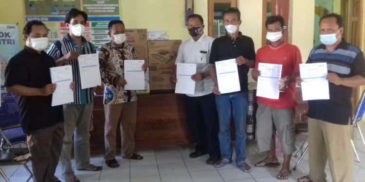 PEMBERIAN DOOR PRIZE SALAH SATU UPAYA MERANGSANG WARGA AGAR MAU DIVAKSIN