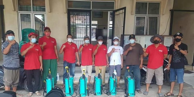 RUMAH WARGA DAN FASOS – FASUM DIDESA LUNGBENDA DISEMPROT DISINFEKTAN