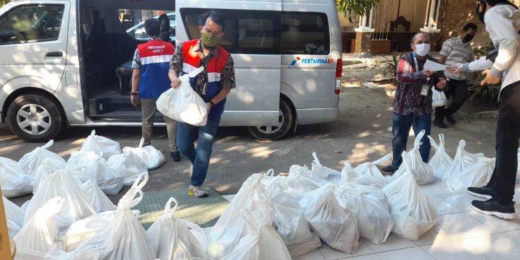 Pertamina EP Bantu Penuhi Kebutuhan Pokok dan Dukung Vaksinasi