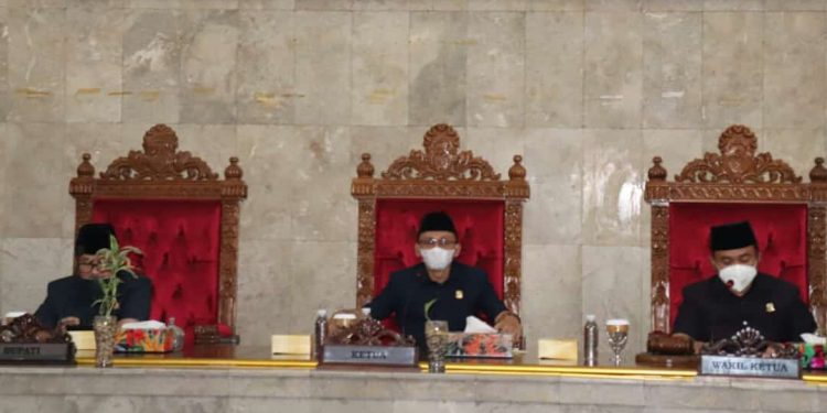 TUGAS PANSUS COVID-19 LAKUKAN MONITORING, PENGAWASAN DAN MEMANTAU KINERJA SATGAS COVID-19 DI KABUPATEN CIREBON
