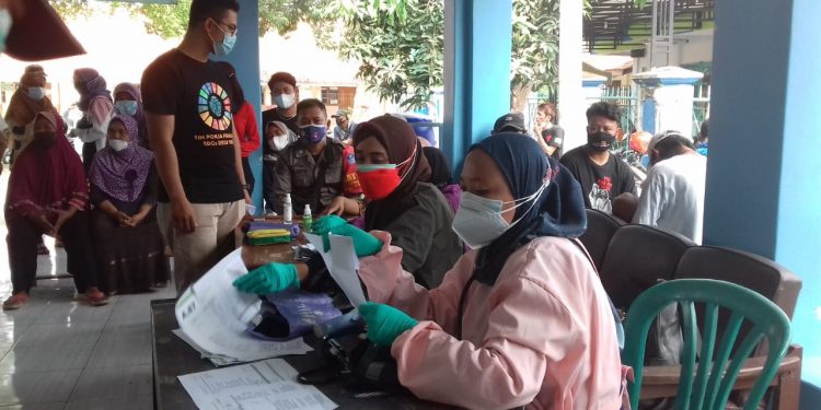 VAKSINASI MAKIN DIMINATI WARGA DESA SENDE