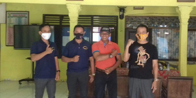 CAMAT RADEN UDIN KAENUDIN KELILING 9 DESA DILINGKUNGAN WILAYAH KERJANYA