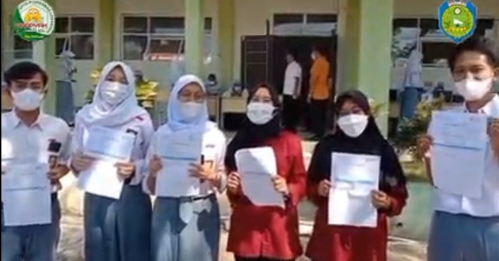 Vaksinasi Rambah Siswa, Giliran Siswa SMA N 1 Losarang di Vaksin