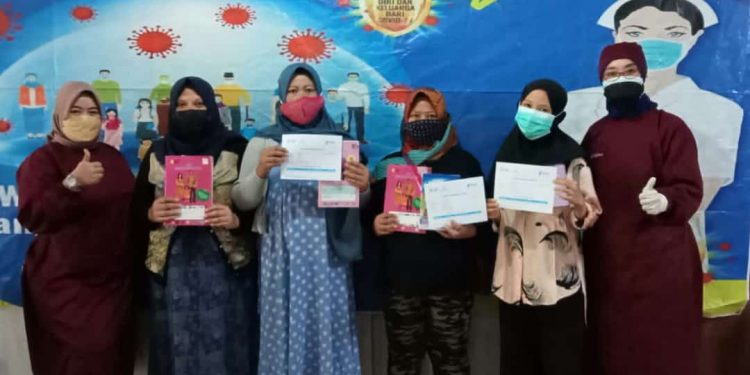 Vaksinasi Ibu Hamil Di Puskesmas Tegalgubug Dengan Sasaran 100 orang