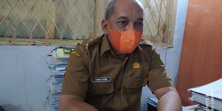 Pasca Pelantikan Kuwu Ada Pamong Baru Ngantor di Kantor Desa
