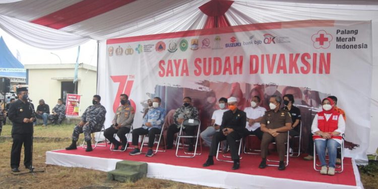 Vaksinasi Pelajar Digelar Di SMKN 1 Jamblang