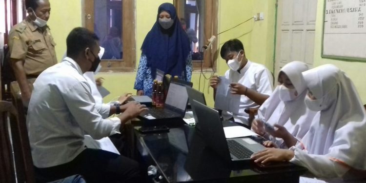 Kegiatan Vaksinasi Untuk Warga Desa Danawinangun Yang Belum Mendapatkan Vaksinasi