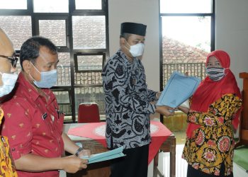 Ultah IDI, Bagi Bagi Beras