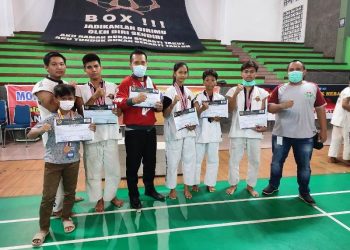 Atlet Senam Brebes Gondol Juara Umum POR Dulongmas