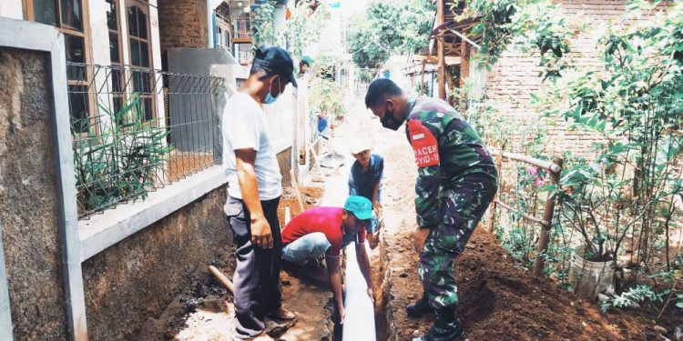 Bantuan Provinsi Cair, TPK Desa Susukanlebak Kerjakan Pembanganun SPAL