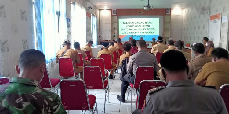 Rakor Kejar Atau Percepat Vaksinasi Covid-19 Tingkat Kecamatan Klangenan