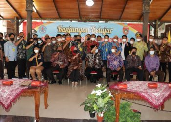 Kabupaten Kotawaringin Barat Belajar Ke Brebes Untuk Tanam Bawang