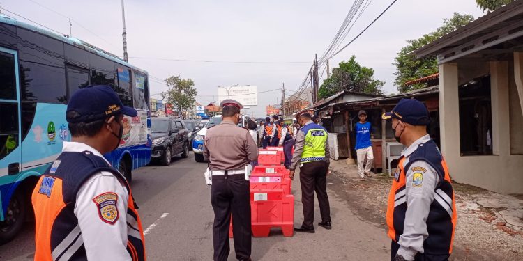 Dishub Kabupaten Cirebon Laksanakan Kegiatan Penertiban Jurpak Liar Guna Tingkatkan PAD Parkir