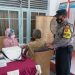 Kuwu Iskandar Dan Bripka Andi Sucitna Mengingatkan Warga Yang Belum Menerima Suntikan Vaksin Untuk Segera Datang Ke Gerai Vaksinasi Guna Mendapatkan Suntikan Vaksin