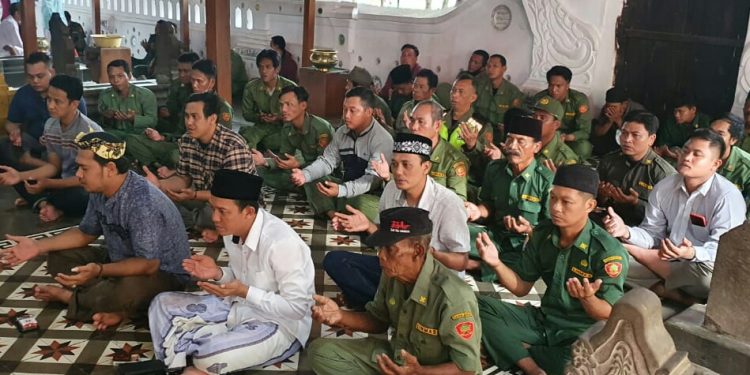 Usai Diambil Sumpah Dan Dilantik, Kuwu Desa Astana Gelar Do’a Bersama