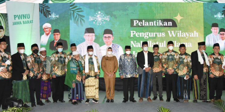 Ketua Umum PBNU Lantik K.H. Juhadi Muhammad Sebagai Ketua PWNU Jawa Barat