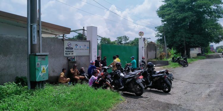 Dugaan PHK Sepihak Majudi oleh PT JAI Dinilai Tidak Sah, DPC LSM GRIB Kabupaten Cirebon Siap Lanjut ke Tripartit