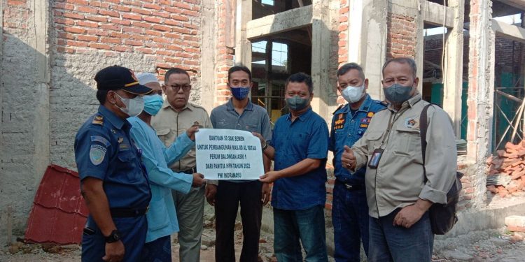 Rangkaian HPN Tahun 2022 PWI Indramayu Berikan Bansos