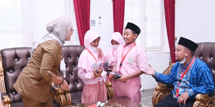 Bupati Indramayu Bangga, Tiga Siswa SD Mampu Hafal Juz 29 dan 30
