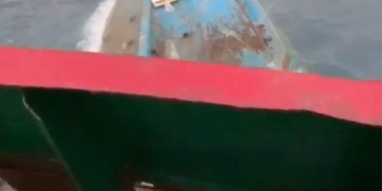 KM Ratu Samudra Mulya Tenggelam 9 Orang Selamat dan 1 Orang Belum Ditemukan