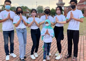 Muda-mudi Model Olle Management Cirebon Gelar Kegiatan Charity