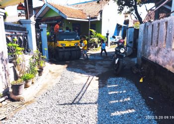 Di Desak Perbaikan Jalan Lingkungan, Pemdes Sigong Realisasikan Dengan Dana Talangan