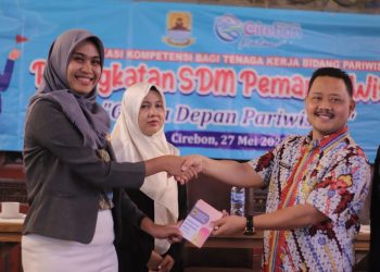 Dinas Pariwisata dan Kebidayaan Kab.Cirebon Gelar Acara Sertifikasi Kopetensi Bagi Pramuwisata