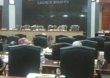 Rapat Paripurna, Fraksi-Fraksi di DPRD Indramayu Sampaikan Hasil Reses