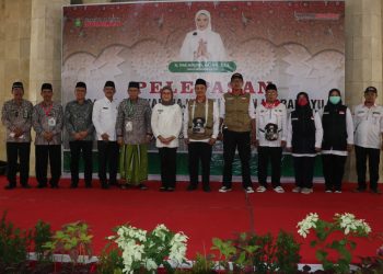 Bupati Nina Agustina Lepas Calhaj Indramayu Kloter 40 dan 42