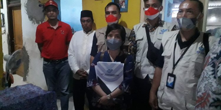 Isak Tangis Sambut Kedatangan Jenazah PMI Taiwan Asal Indramayu 