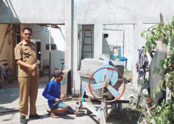 BanProv Cair, Pemdes Tuk Karangsuwung Lanjutkan Pembangunan Kantor Desa