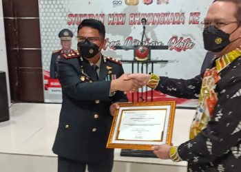 Berhasil Ungkap Kasus Upal, BI Cirebon Berikan Penghargaan Kepada AKBP M. Fahri Siregar