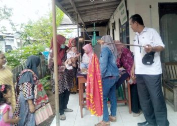 Lurah Karangmalang Indramayu Monitoring Kegiatan Posyandu