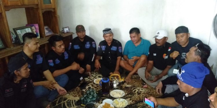 Pengurus Rayon Gempol Sambut KunjunganKetua Resort III Beserta Jajaran Pengurus LSM Cakra Kabupaten Cirebon