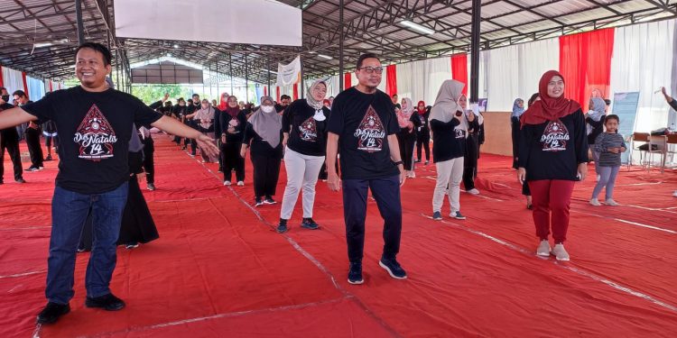 Senam Massal Jadi Rangkaian Penutup Dies Natalis 14 Polindra Indramayu