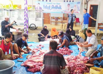 Anggota DPR RI, Herman Khaeron Salurkan Hewan Kurban