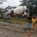 Jalan Asinan Margamulya Bongas di Beton