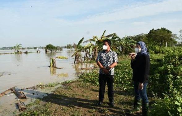 Hulu Cimanuk Banjir, Bupati Nina Agustina Minta Seluruh Perangkatnya Siaga