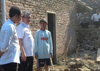 Kuwu H. Agus Kurniawan Budiman Menyampaikan Apresiasi Kepada Bupati Cirebon Atas Kunjungannya Di Desa Kedongdong Kidul