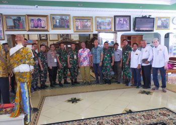 Danramil 0620-21/ Suranenggala, dampingi KKL Wilhan Pasis Dikreg LXII Seskoad TA. 2022, kunjungi KADIN Kab.Cirebon