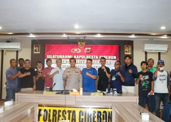 Kapolresta Cirebon Laksanakan Silaturahmi dengan Suporter Sepak Bola Se-Kabupaten Cirebon