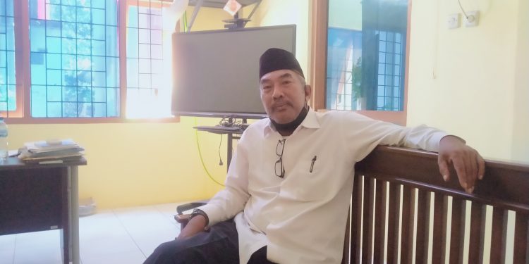Cetak dan Pampangkan Baliho Tanpa Laporan, Hery Suyatno Sebut Nilai PADes Desa Geyongan Diduga Belum Sah