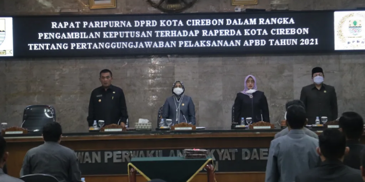 PP APBD 2021 Disetujui DPRD, Wali Kota Cirebon Apresiasi Banggar dan TAPD