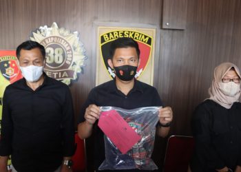 Satreskrim Polresta Cirebon Amankan Pelaku yang Membawa Kabur Anak di Bawah Umur