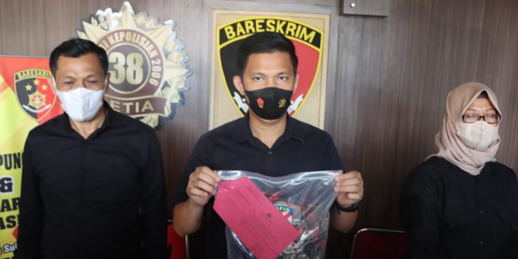Satreskrim Polresta Cirebon Amankan Pelaku yang Membawa Kabur Anak di Bawah Umur
