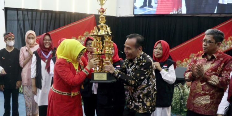 Indramayu Raih Penghargaan Terbanyak Festival Literasi Jawa Barat 2022